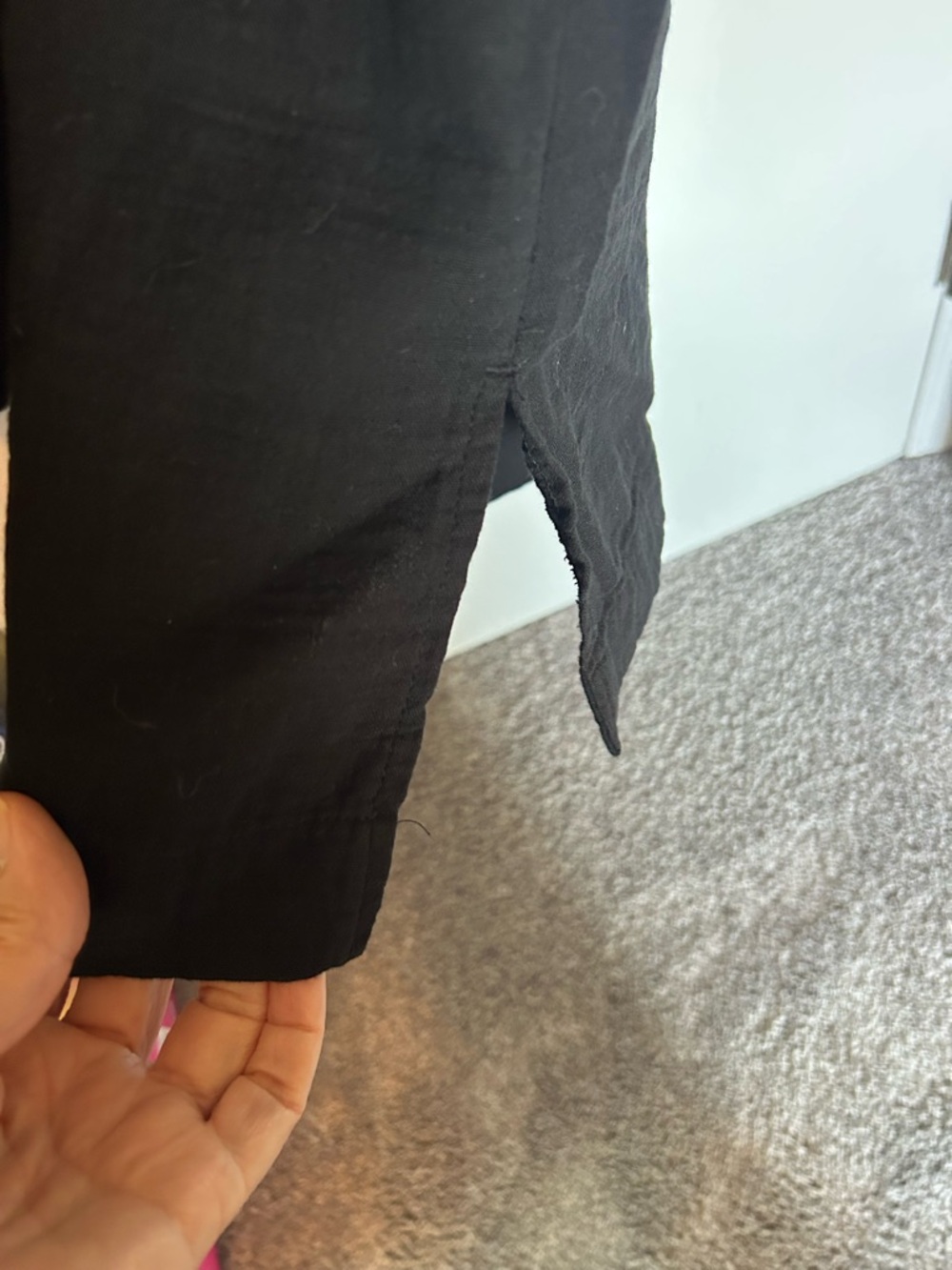 Old Navy Black Woman’s Relaxed-Fit Wide Leg Pants - Picture 2 of 9